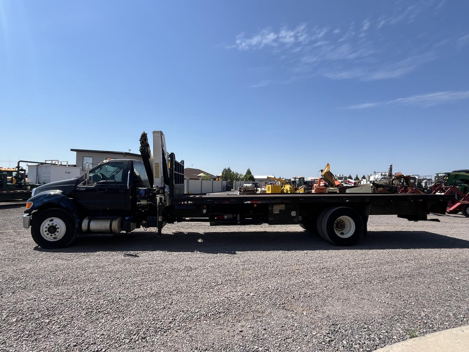 ./imagenes/INVOICE/2019/17193/CAMION CON GRUA HIAB IMT 1178 SL K2 (25).JPG